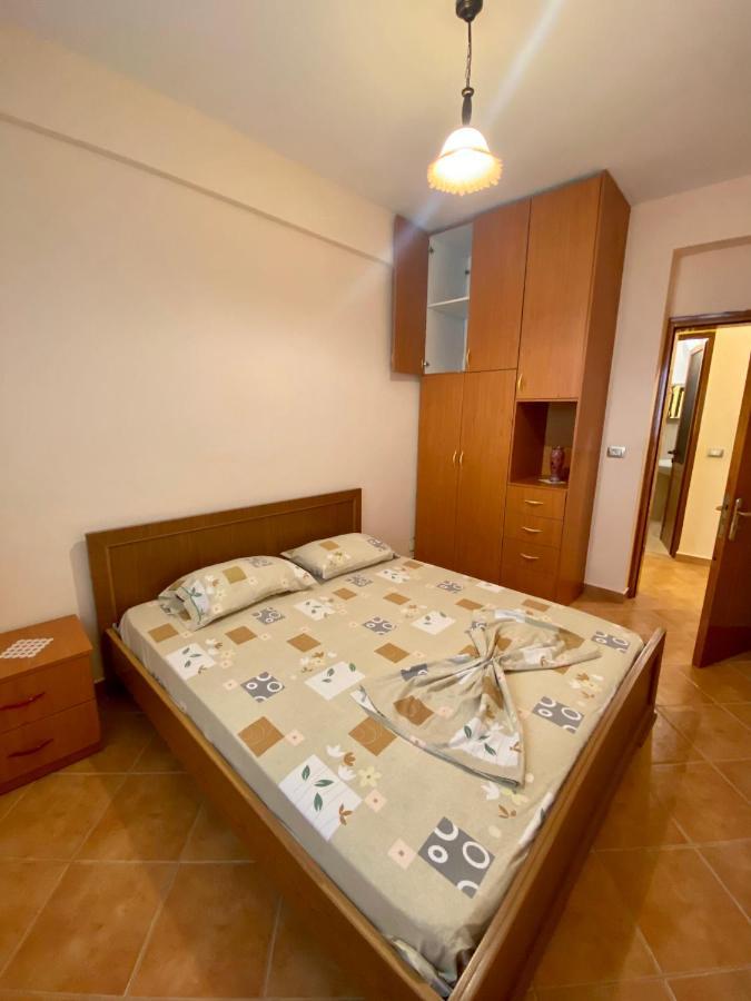 Family Apartments Sarandë Exterior foto